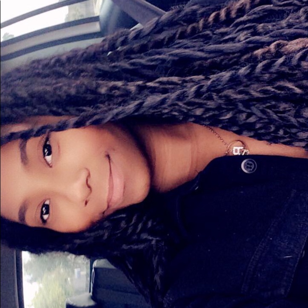 Meet your Posher, Bailey